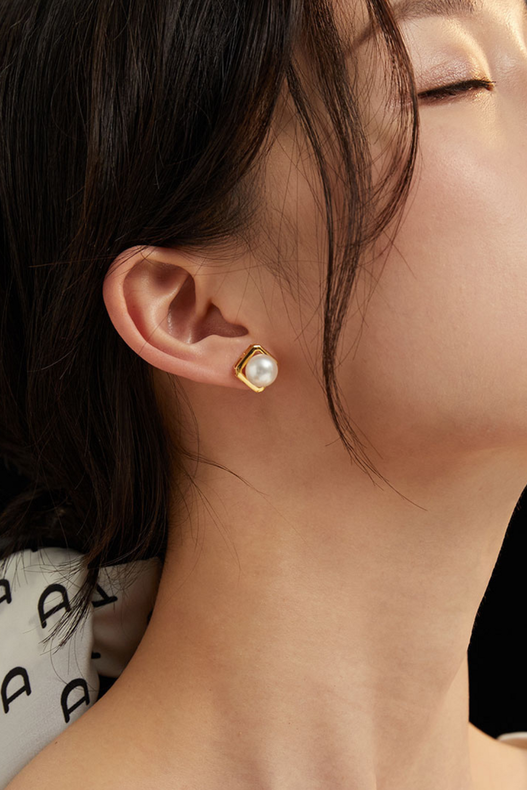 Königliche Perlenohrstecker