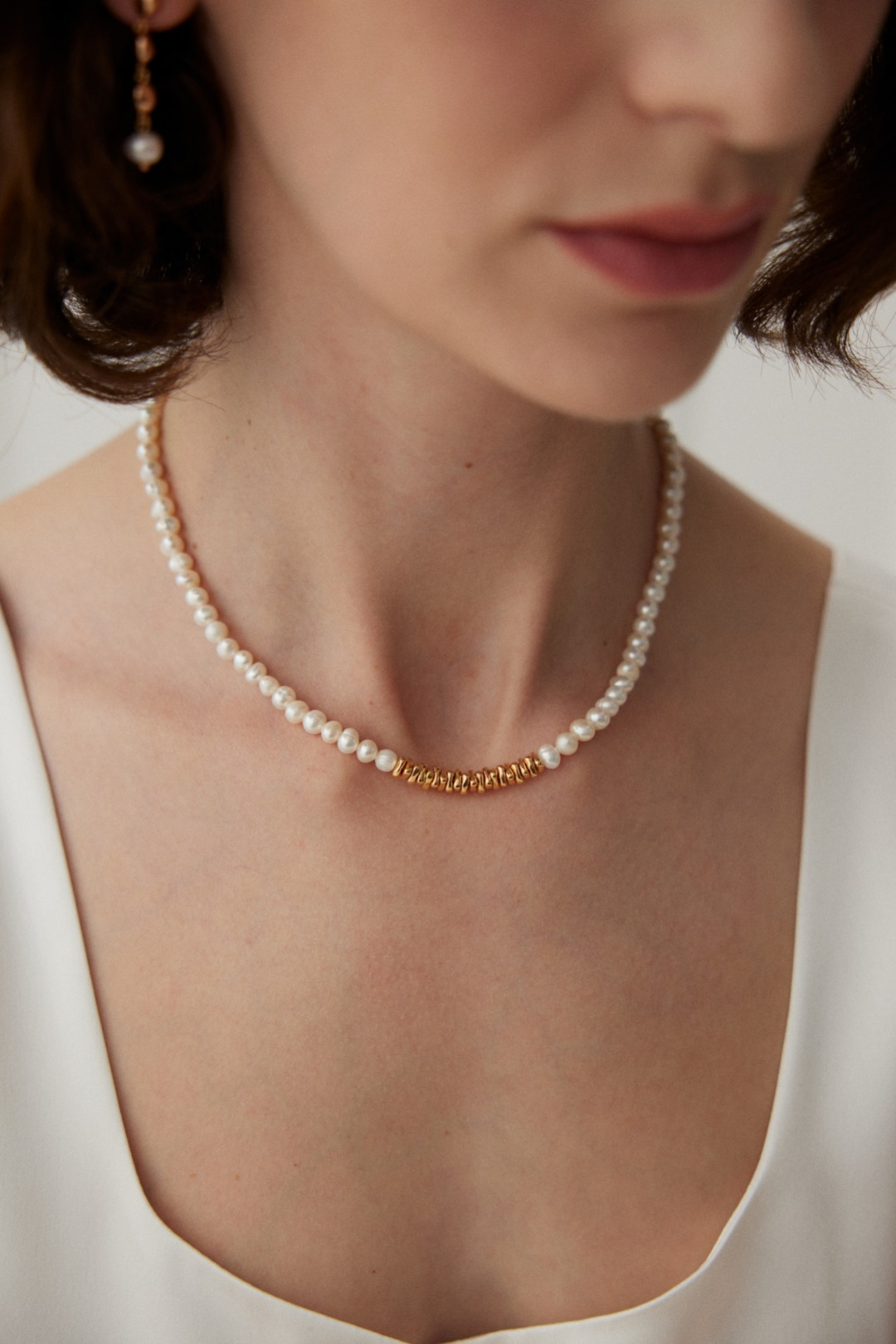 Golden Crest Necklace