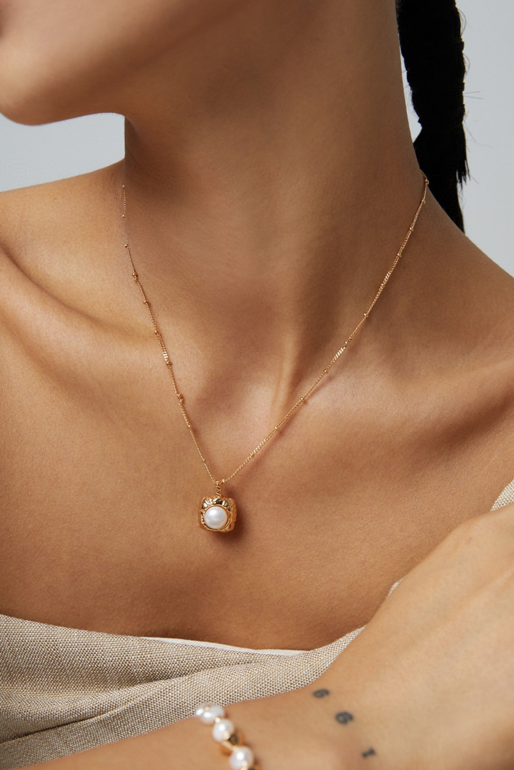 Luna Pearl Pendant