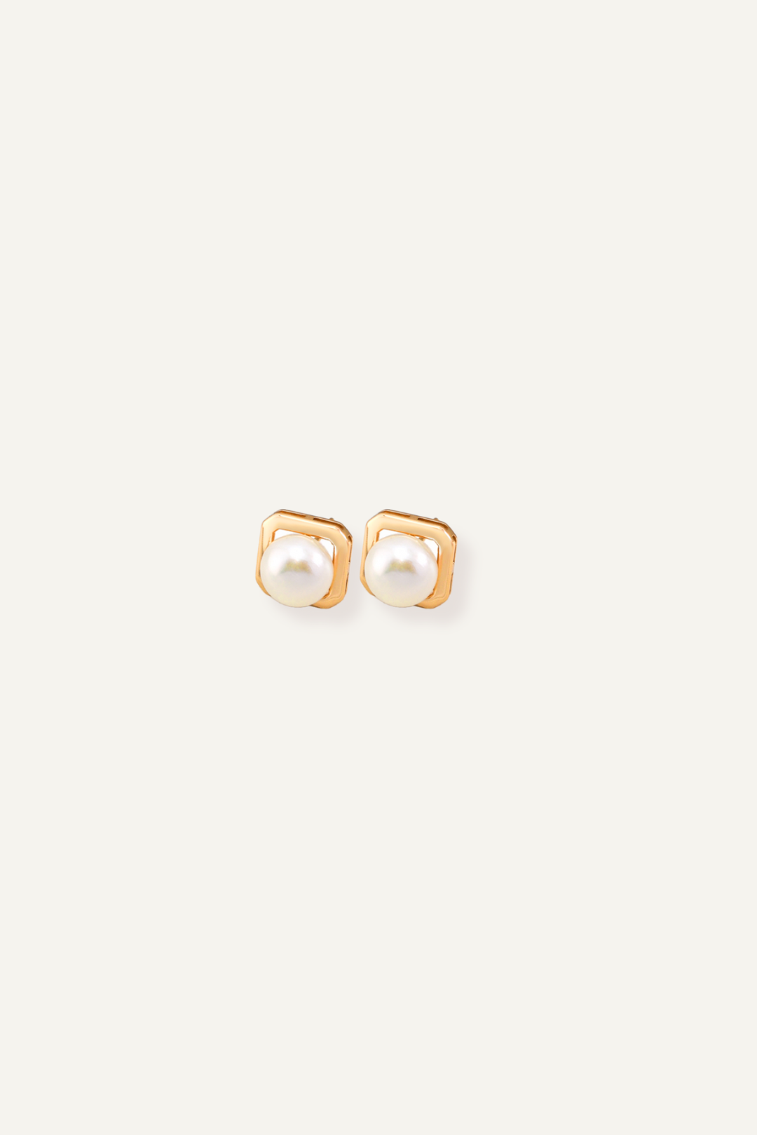 Regal Pearl Studs
